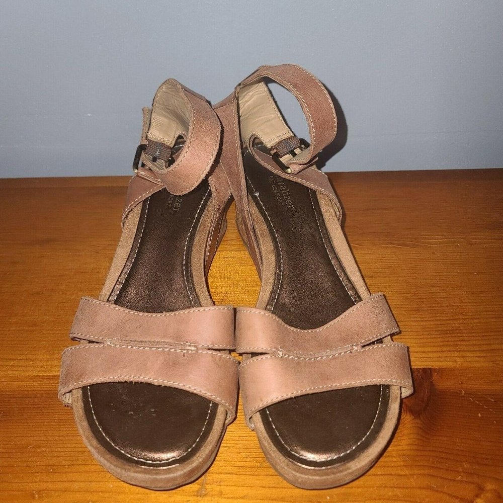 Naturalizer N5 comfortable Womens Sandal